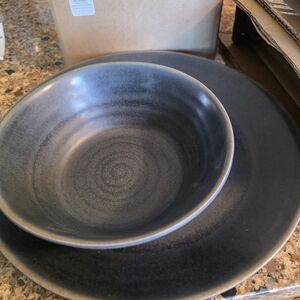 Pottery Barn Larkin Set - Melamine